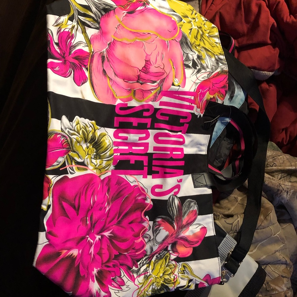 Vs tote